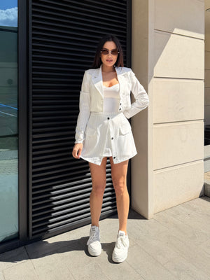 WITHE PINSTRIPE SKORT SET