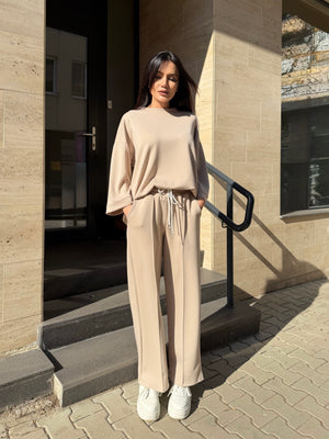 DAY OUT BLACK SET – Elegant Two-Piece Set