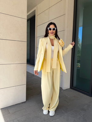 ROSE YELLOW SUIT
