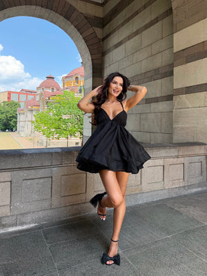 LOLA DRESS – Airy Mini Dress with an Open Back