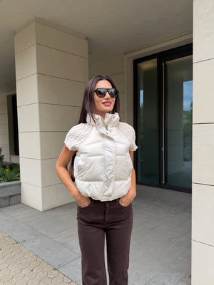 KNIT SLEEVE PUFFER VEST – quilted vest with knitted sleeves